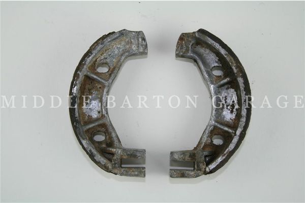 600 HANDBRAKE/TRANSMISSION SHOES RELINED/ EXCHANGED  